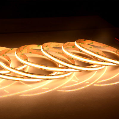 China la luz flexible de la cuerda de la cinta de 12v 24v doblar los lux dotless blancos mueve de un tirón la mazorca del mando del microprocesador llevó luces de tira proveedor
